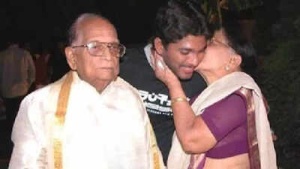 Allu Arjun Mourns Passing of Grandmother, Allu Kanakaratnam, at 94