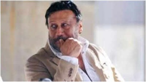 After Preity Zinta, Jackie Shroff loses patience with paparazzi flashing lights: ‘Band kar andhe’