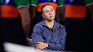 Amanda Anisimova Overcome with Emotion After US Open Final Defeat to Sabalenka
Alternatively:
Tears Flow as Amanda Anisimova Suffers US Open Heartbreak Against Aryna Sabalenka