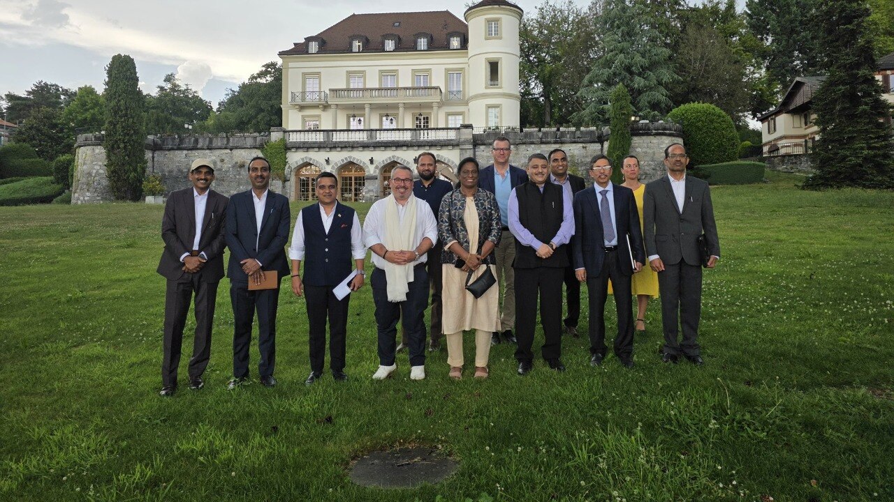 Indian sports delegation in Lausanne 